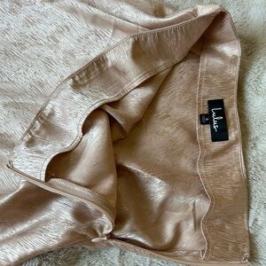 Lulus skirt